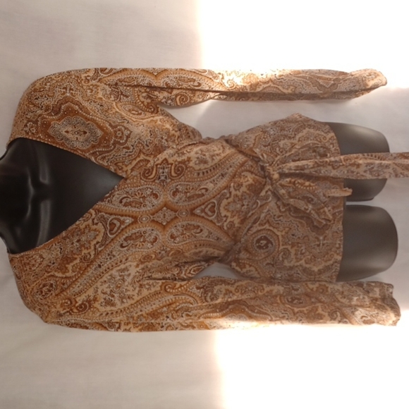 TALBOTS Top Ballet Wrap Pure Silk Brown Paisley Print Long Sleeve Size 8 - Picture 1 of 7